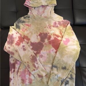 Nike Men's Multicolor Tie-Dye Hoodie